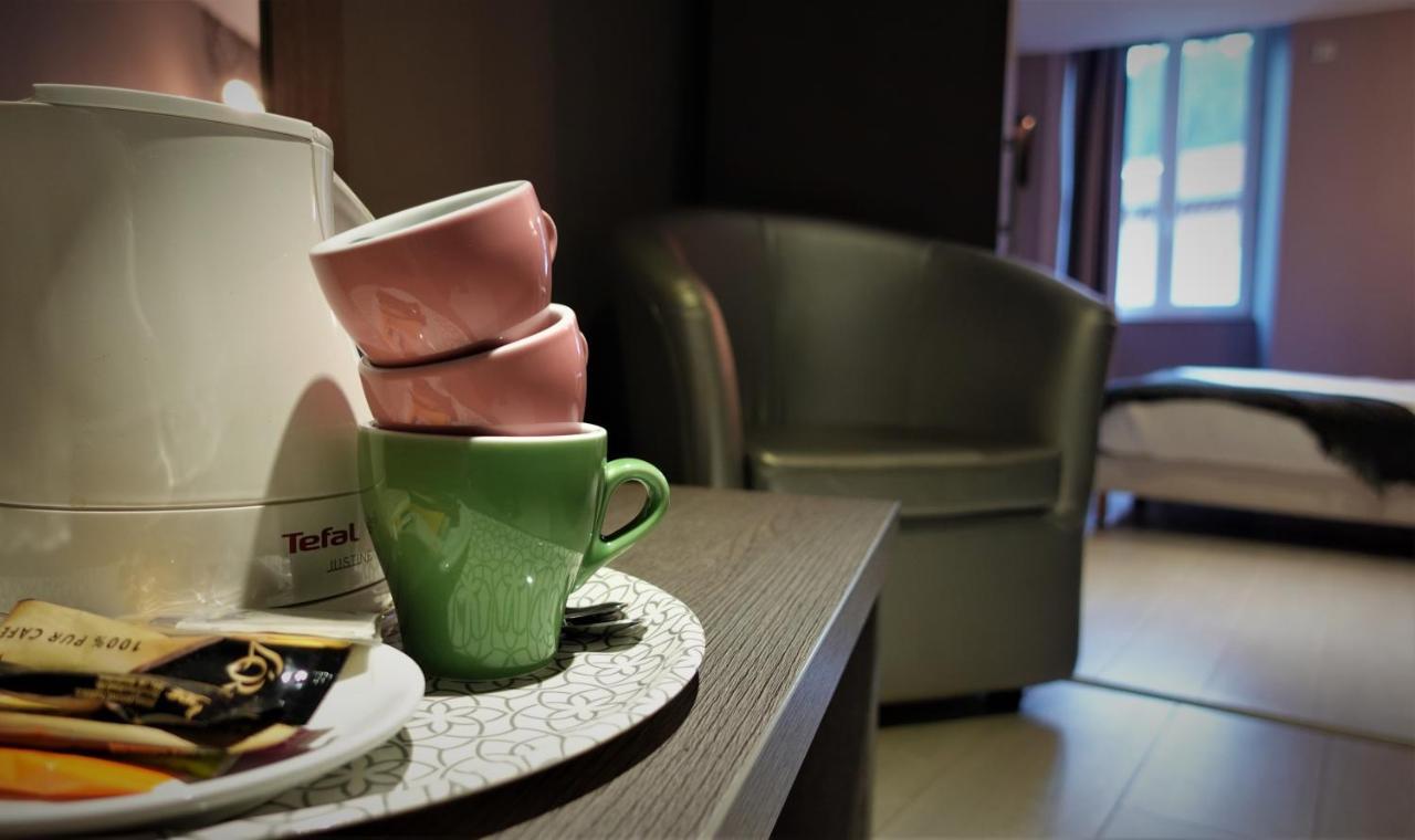 Hotel-Restaurant Des Voyageurs Le Cheylard Экстерьер фото