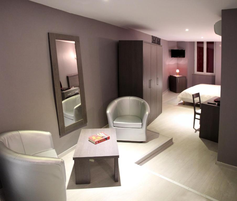 Hotel-Restaurant Des Voyageurs Le Cheylard Номер фото